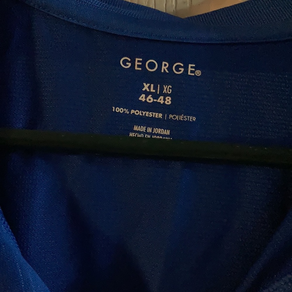 Men’s polo - Picture 2 of 2